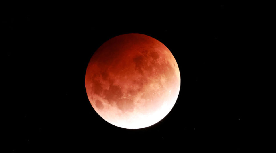 You Won’t Be Able to See Another Total Lunar Eclipse Until 2025, So Don't Miss Your Chance This Week